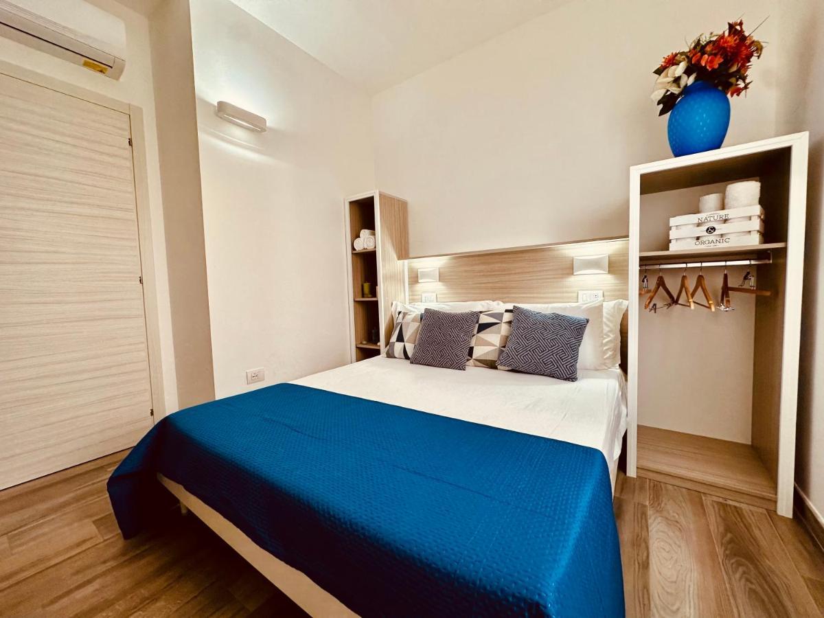 B&B The Sea - Family Rooms - Free Parking Тропеа Екстериор снимка