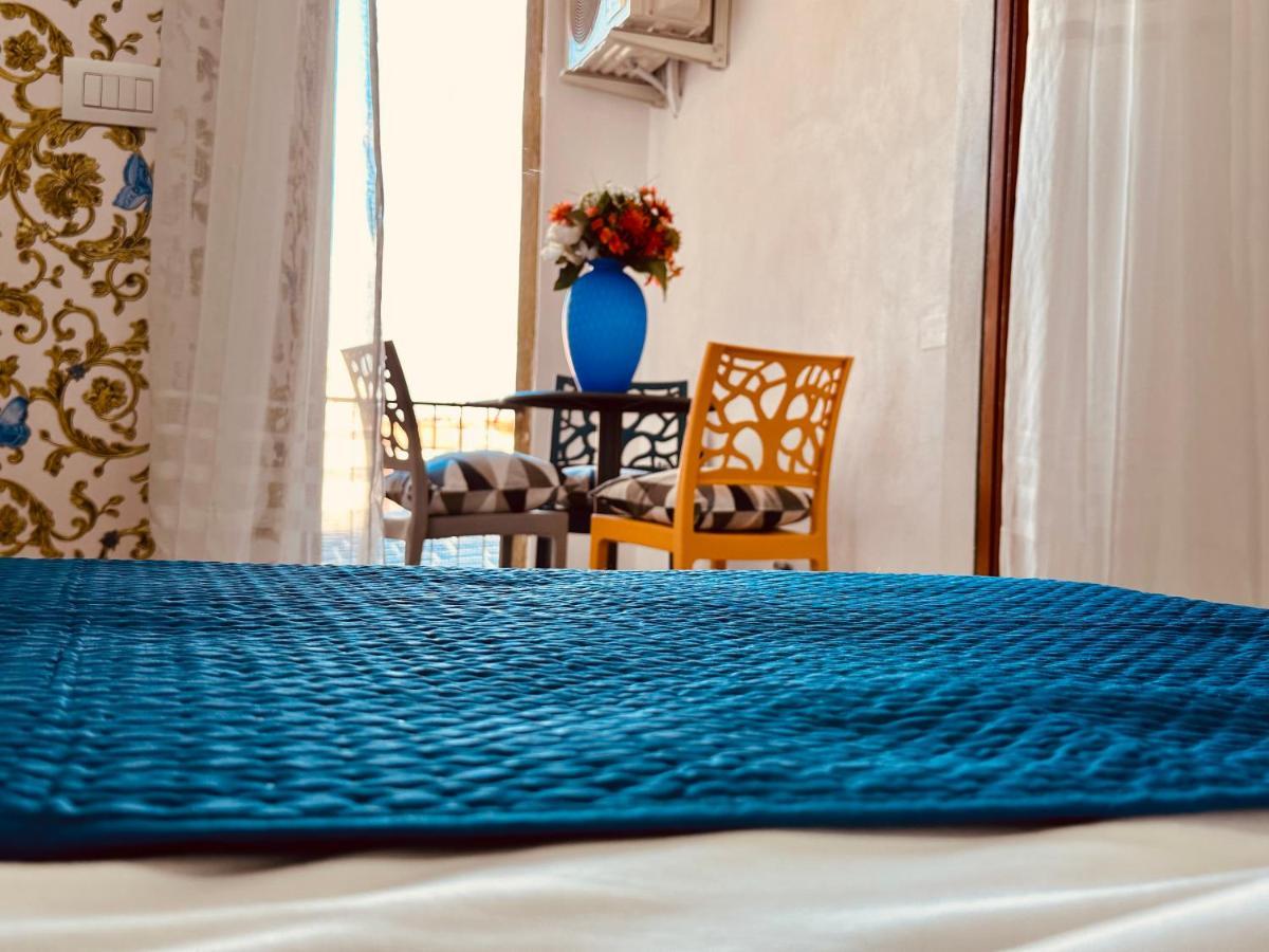 B&B The Sea - Family Rooms - Free Parking Тропеа Екстериор снимка